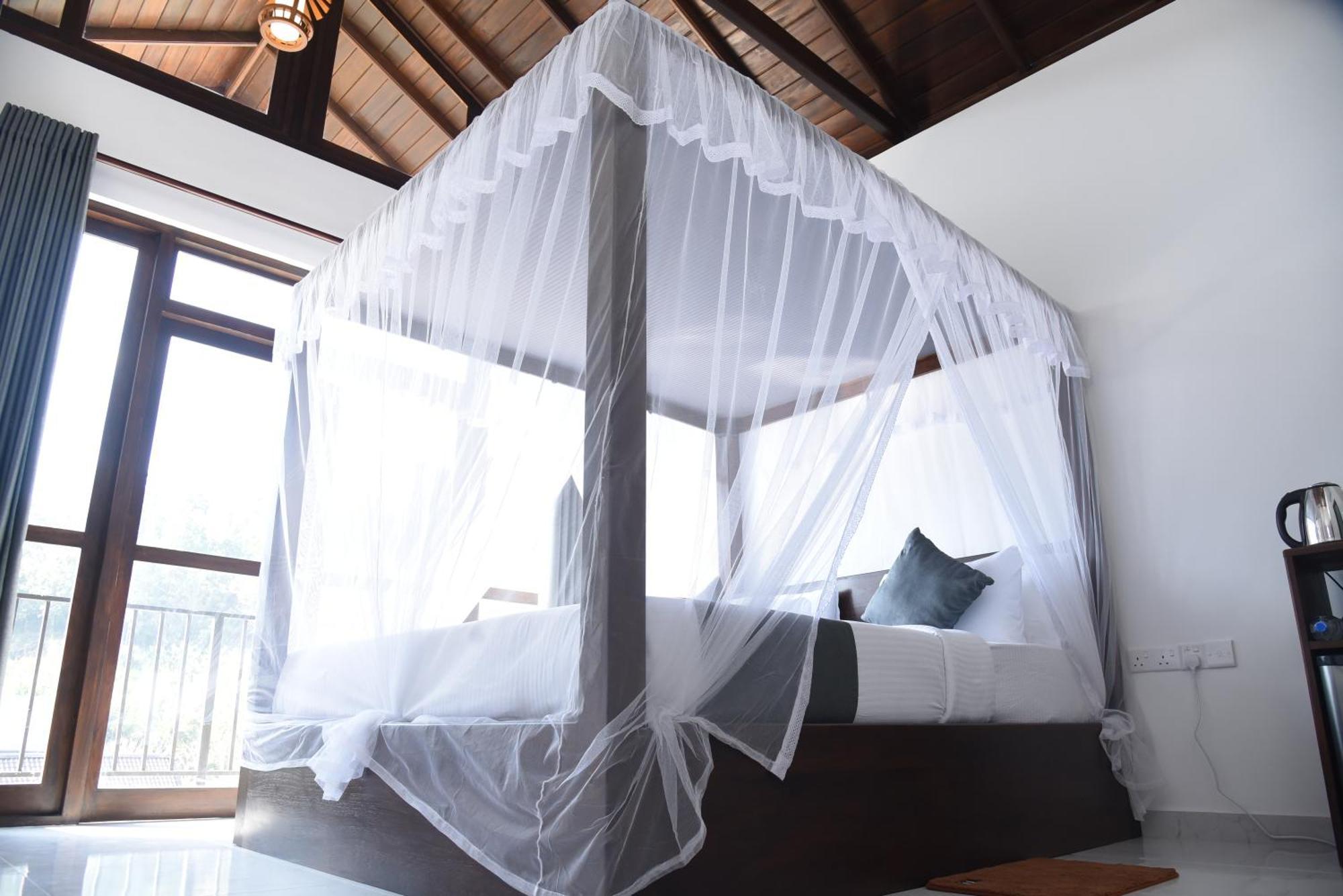 Ever Breeze Ella Hotel Екстериор снимка
